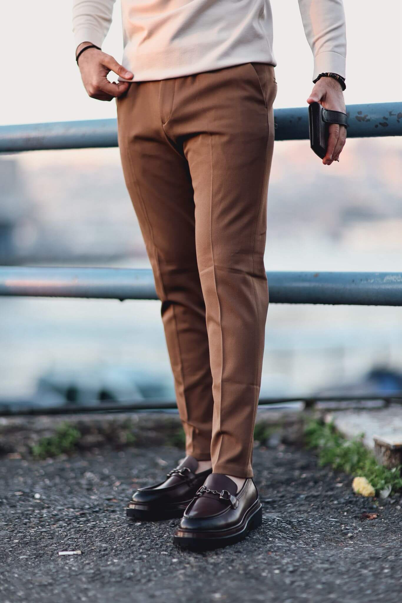 Monvero Men’s Camel Slim-Fit Trousers.