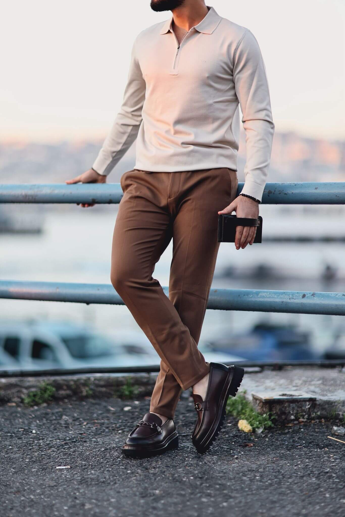 Monvero Men’s Camel Slim-Fit Trousers.