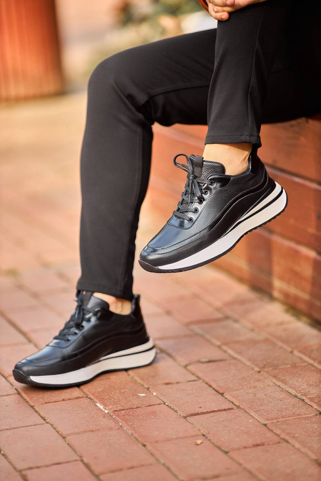 Monvero Black Premium Leather Sole Sneakers.