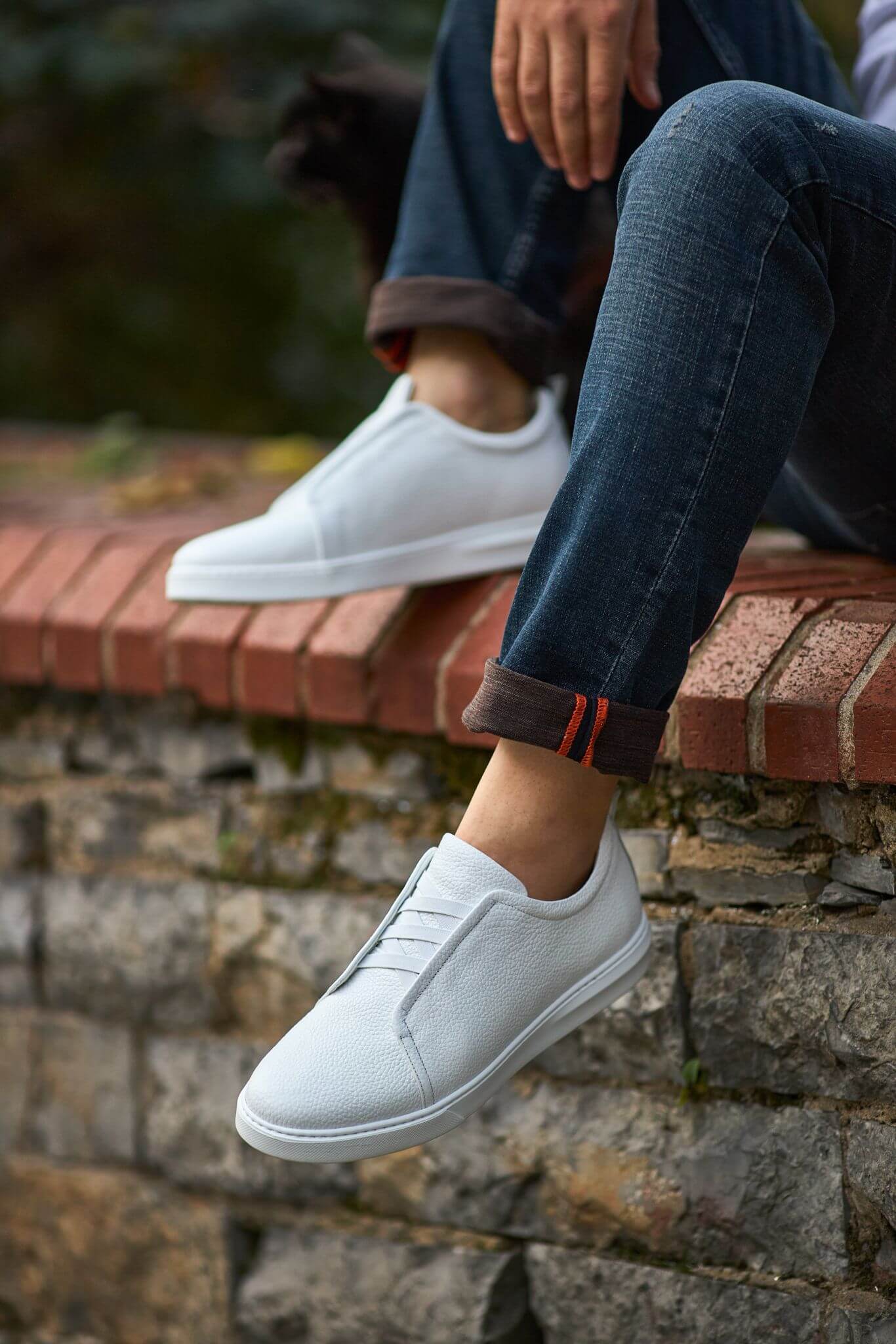 Monvero Men’s White Premium Leather Court Sneaker.