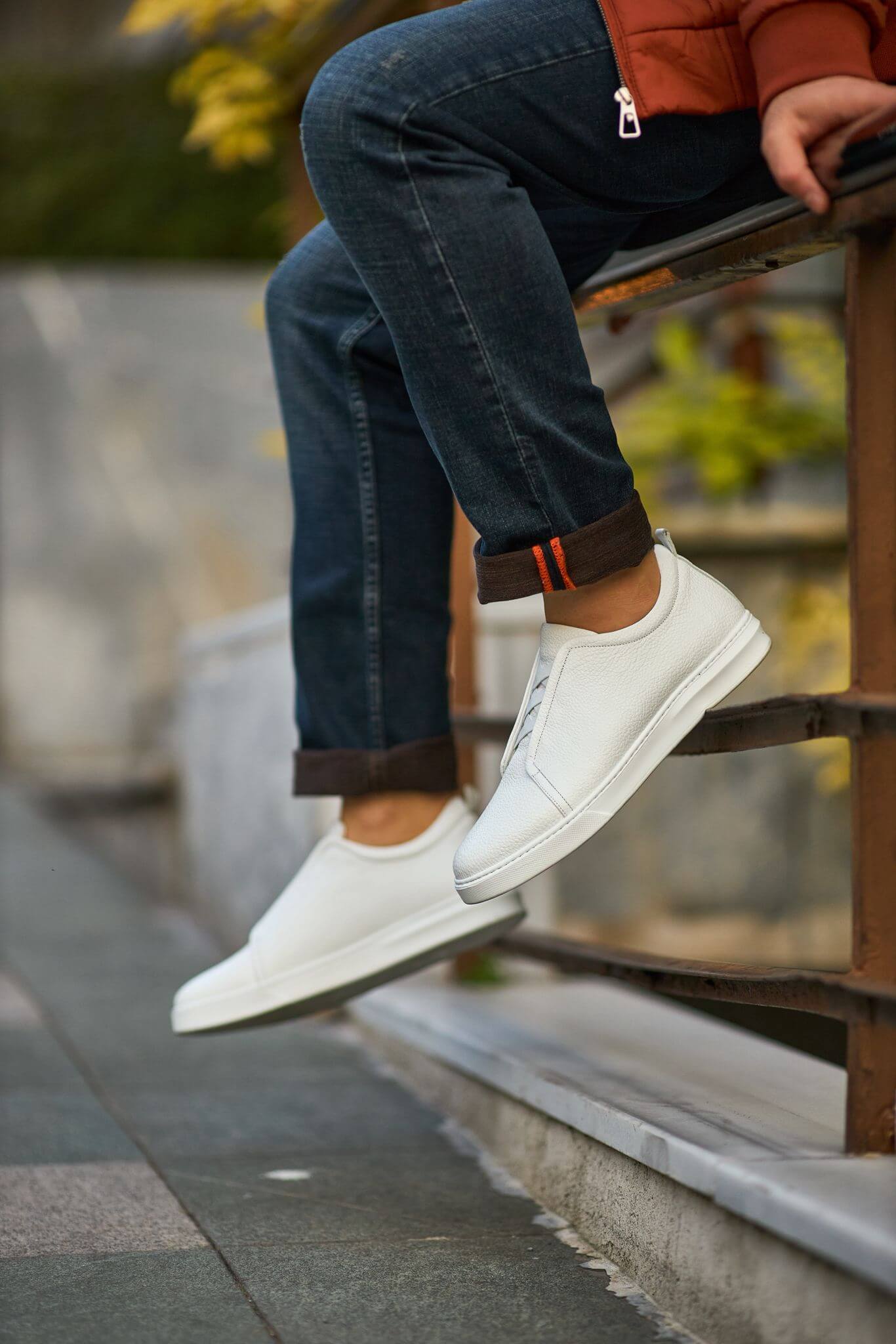 Monvero Men’s White Premium Leather Court Sneaker.