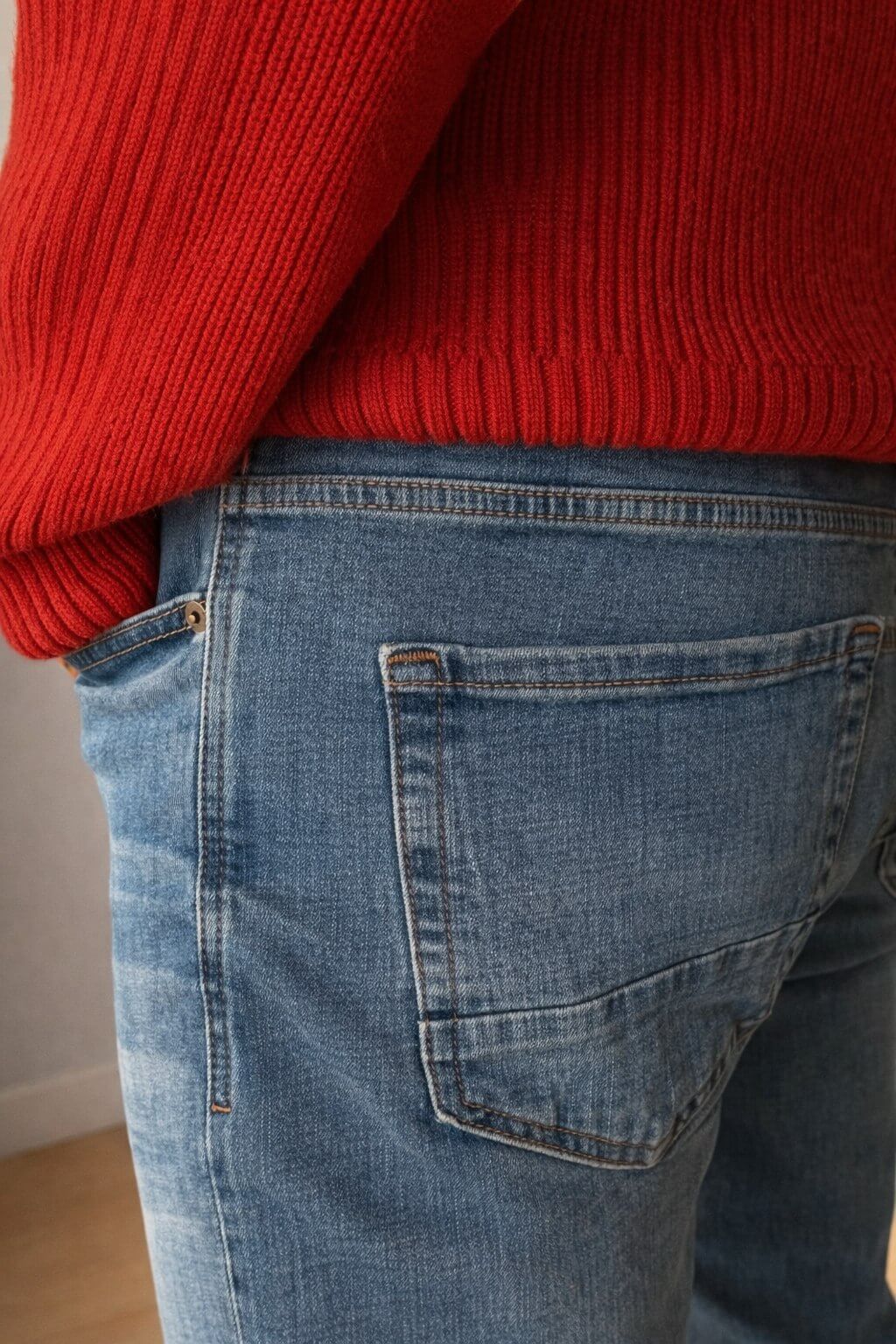 Monvero Men's Blue Slim Fit Jeans.