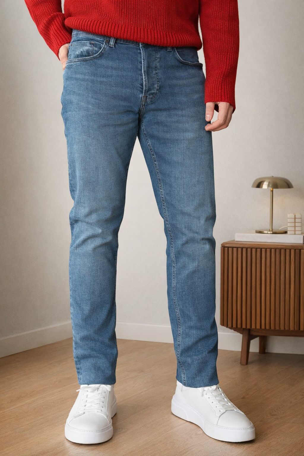 Monvero Men's Blue Slim Fit Jeans.